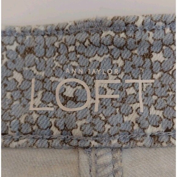 Ann Taylor Loft Curvy Skinny Ankle Size 31/12 Gray Tiny Floral Print Jeans - Picture 5 of 12